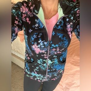 Lululemon scuba size 10